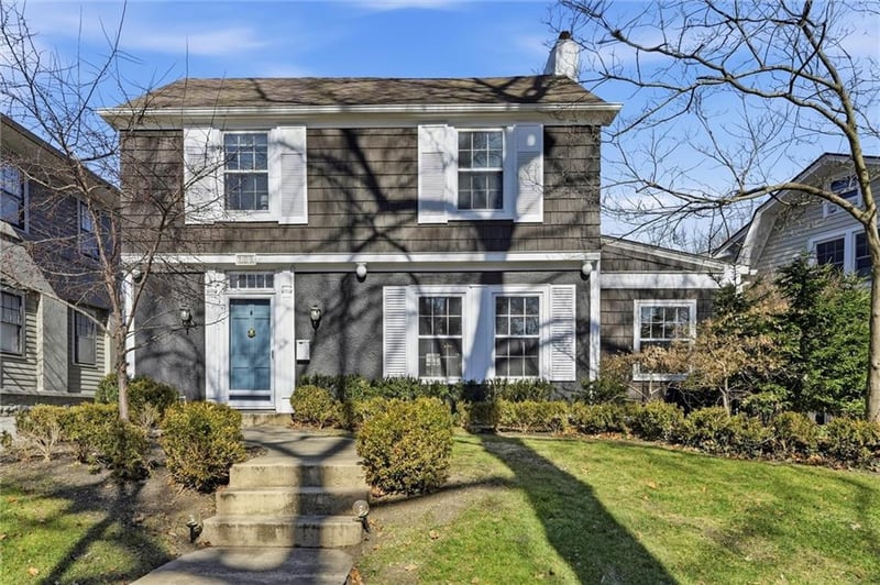 200 68th Ter, Kansas City, MO 64113