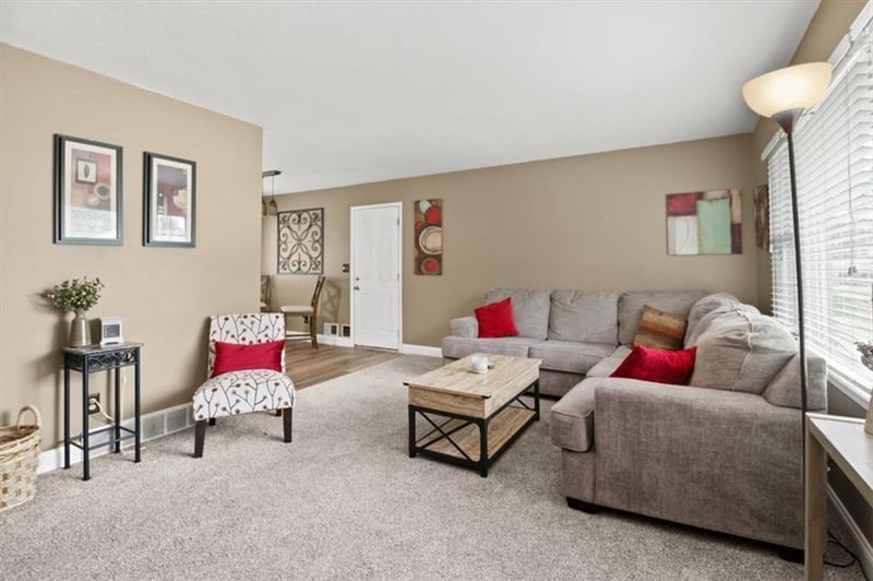 4216 Union St, Independence, MO 64055