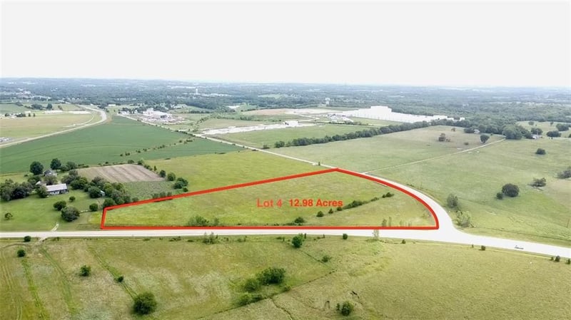Lot 4 222nd St, Tonganoxie, KS 66086