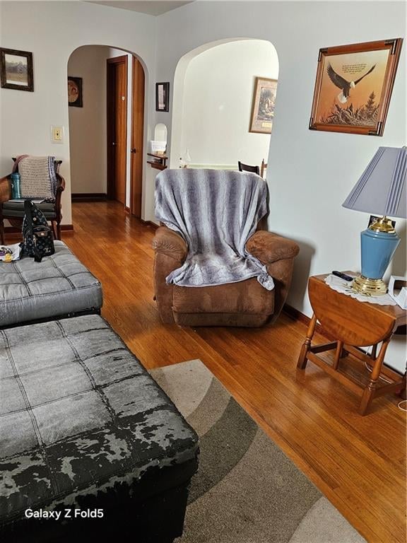 8315 Gregory Blvd, Kansas City, MO 64133