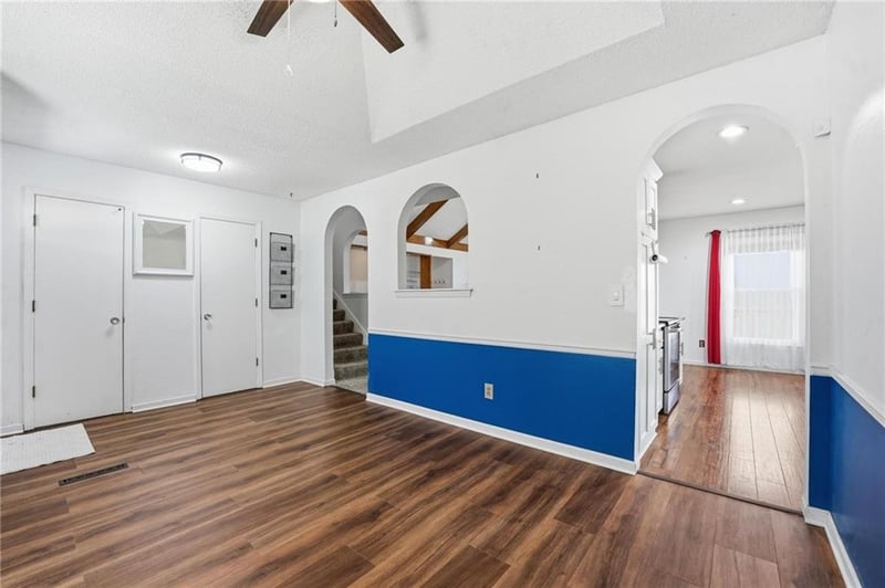 518 65th Ter, Kansas City, MO 64118