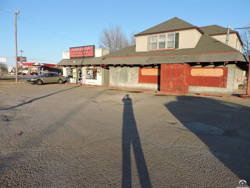 1834 Topeka Blvd, Topeka, KS 66608