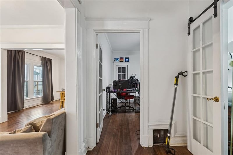 3314 Charlotte St, Kansas City, MO 64109