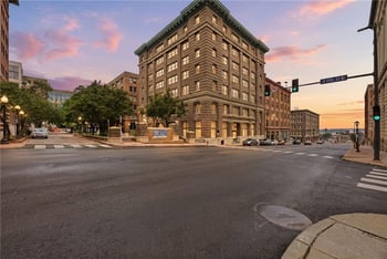 712 Broadway Blvd #503, Kansas City, MO 64105