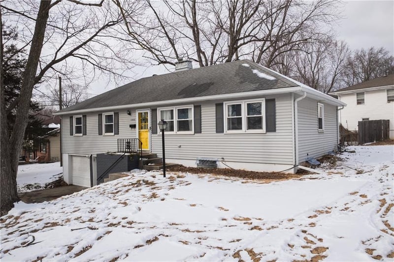 13400 43rd Ter, Independence, MO 64055