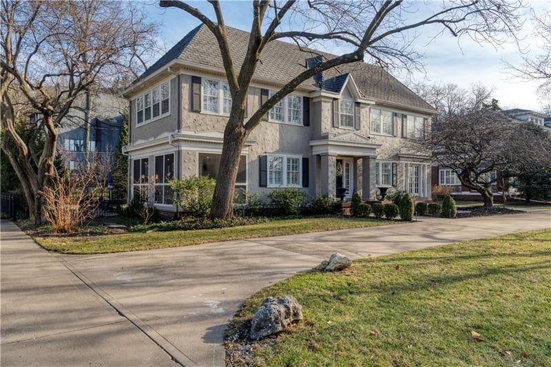 4983 Ward Pw, Kansas City, MO 64112