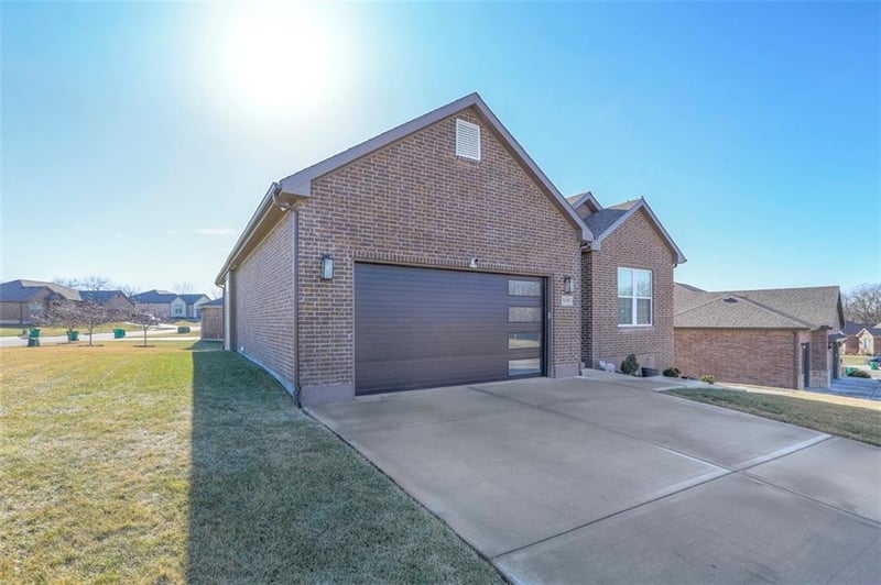 3229 109th Pl, Kansas City, KS 66109