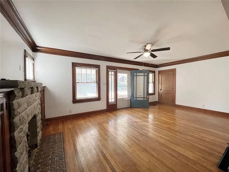 842 Barnett Ave, Kansas City, KS 66101