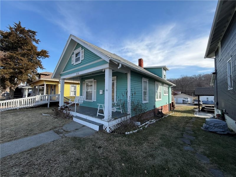 3131 St Joseph Ave, St Joseph, MO 64505