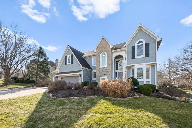 14002 Bond St, Overland Park, KS 66221
