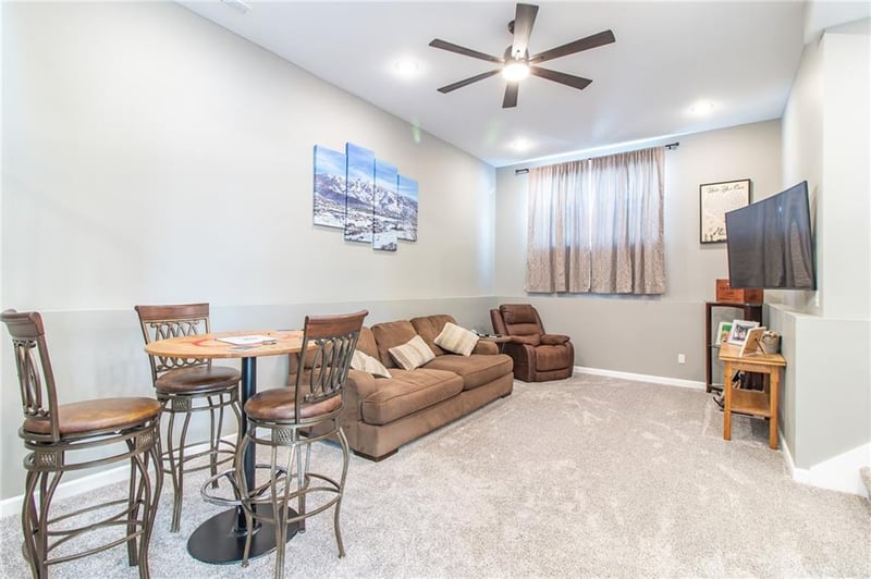 403 Devasher Rd, Warrensburg, MO 64093