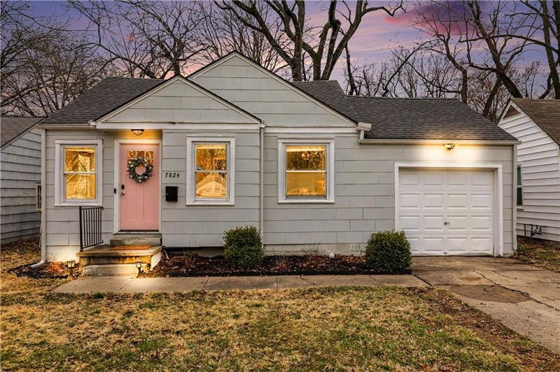 7824 Jefferson St, Kansas City, MO 64114