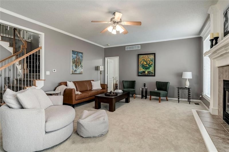 13721 Parkhill St, Overland Park, KS 66221