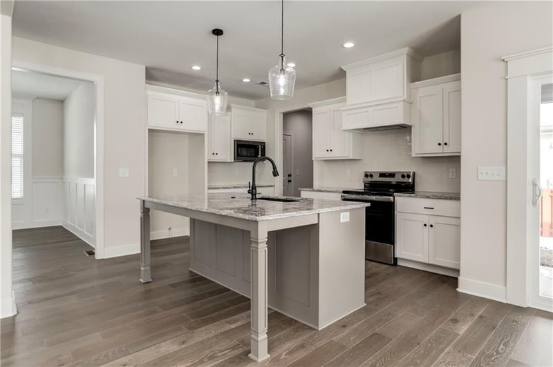 16965 Brentwood St, Olathe, KS 66062