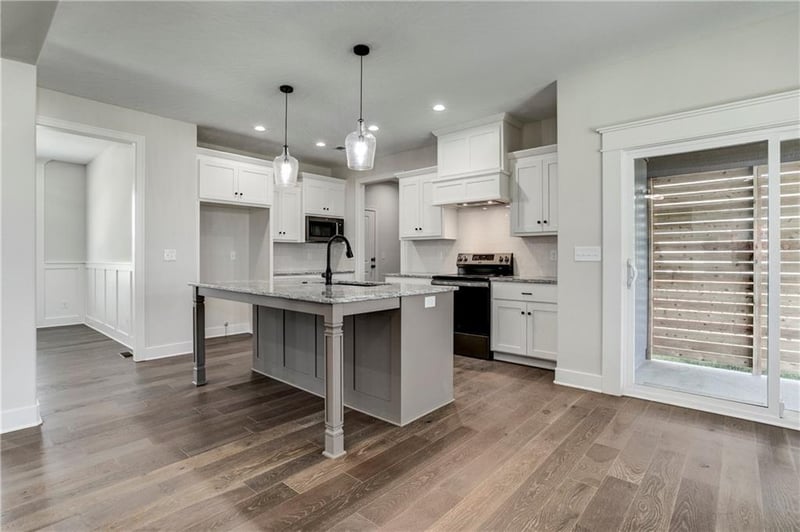 16965 Brentwood St, Olathe, KS 66062