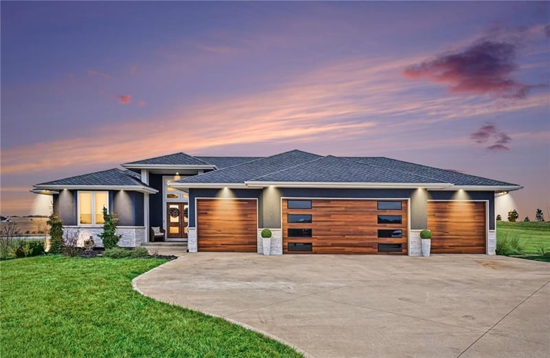 14251 Cattle Ranch Dr, Smithville, MO 64089