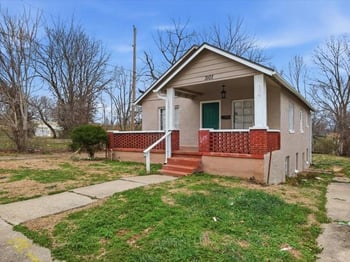 3107 Elmwood Ave, Kansas City, MO 64128