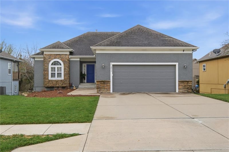 1811 128th St, Kansas City, MO 64145