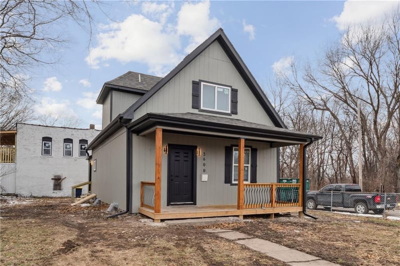 2600 Cleveland Ave, Kansas City, MO 64127