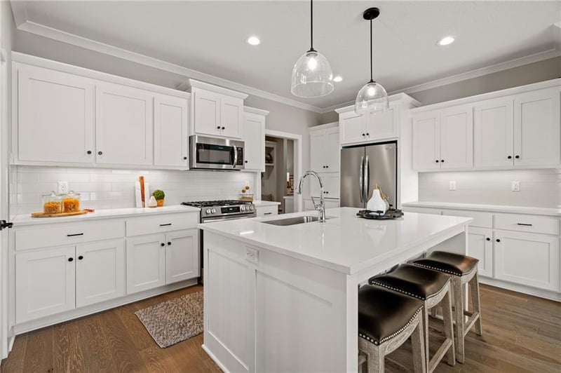 8279 Brockway St, Lenexa, KS 66220