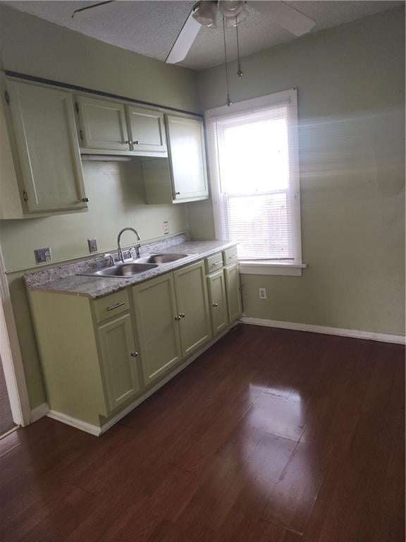 4525 Spruce Ave, Kansas City, MO 64130