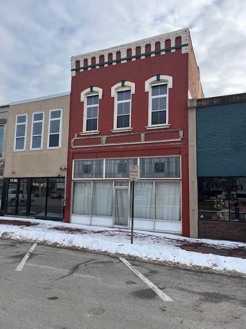 9 Wea St, Paola, KS 66071