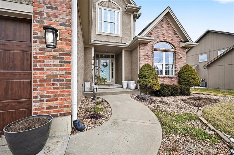 3816 94th Ter, Kansas City, MO 64156