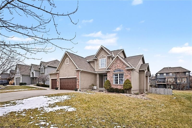 3816 94th Ter, Kansas City, MO 64156