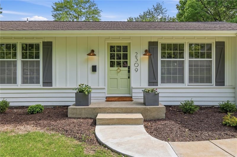 2309 104th St, Leawood, KS 66206