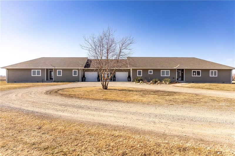 13835 Udall Rd, Erie, KS 66733