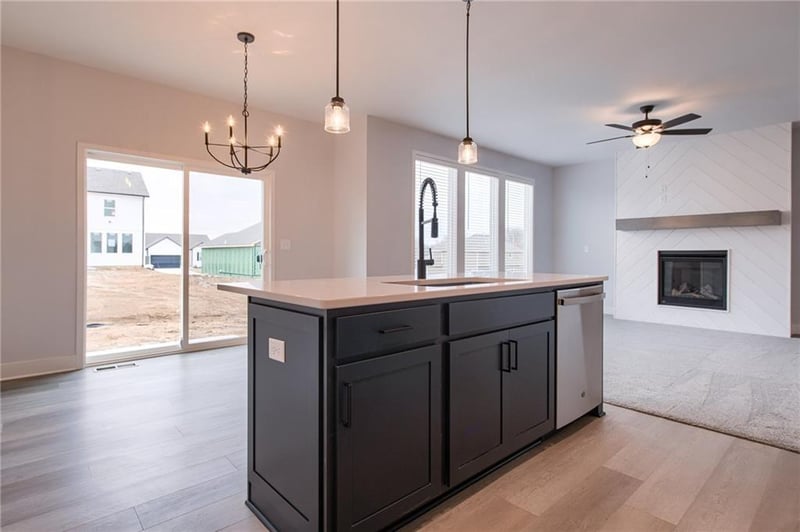 9641 Colrain Ave, Kansas City, MO 64154