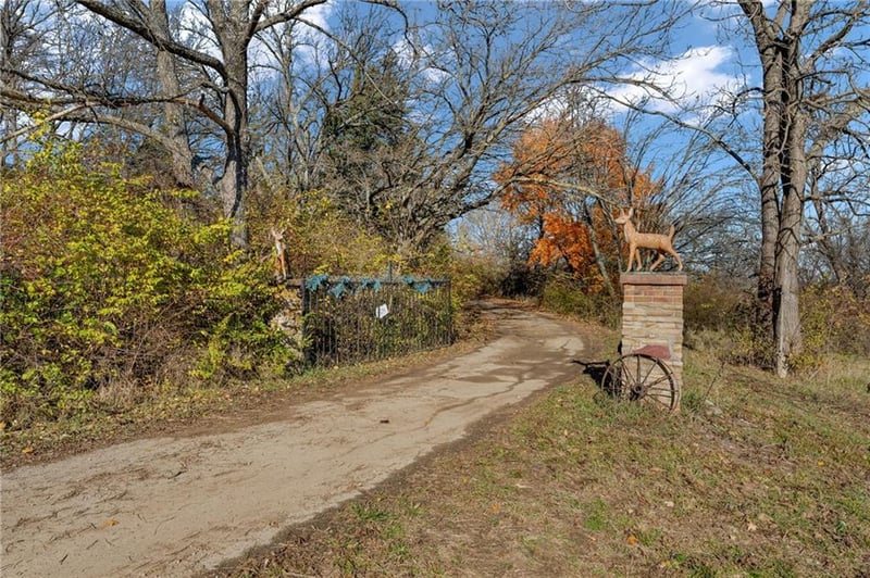 141 - 127 Urish Rd, Topeka, KS 66615