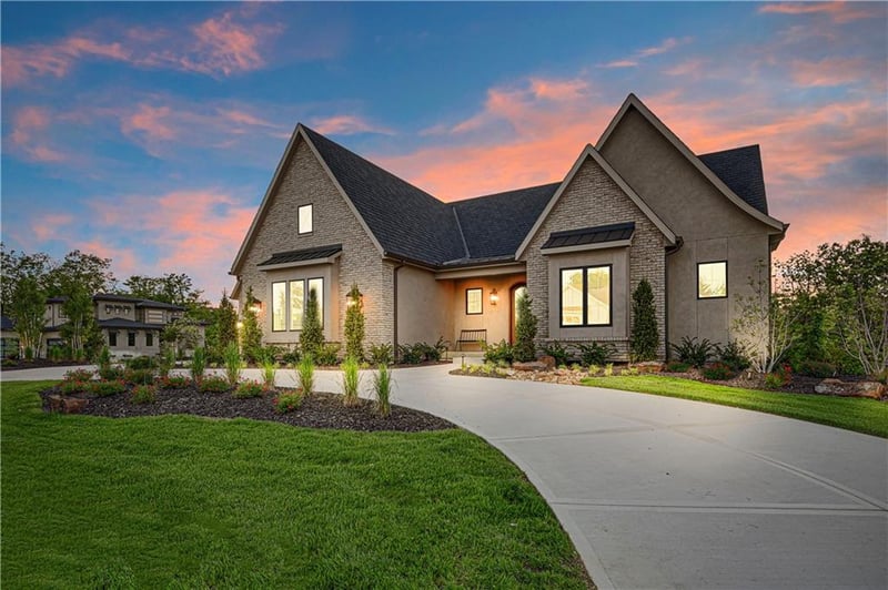 21396 W 93rd Ct, Lenexa, KS 66220