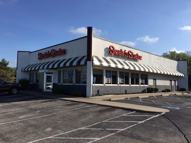 4929 N Old Pike Rd, Gladstone, MO 64118