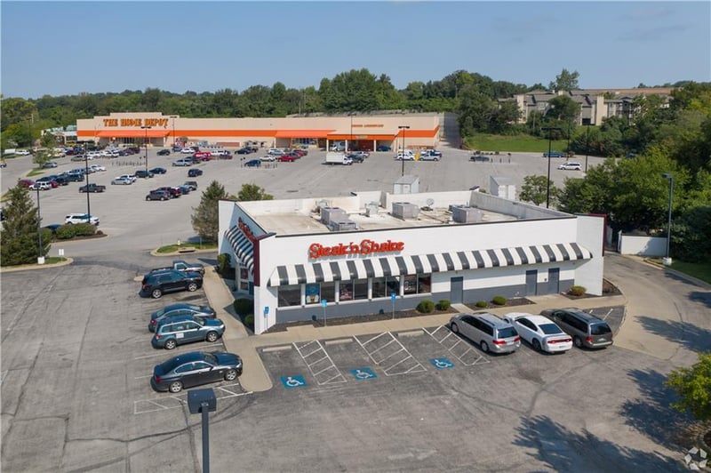 4929 N Old Pike Rd, Gladstone, MO 64118