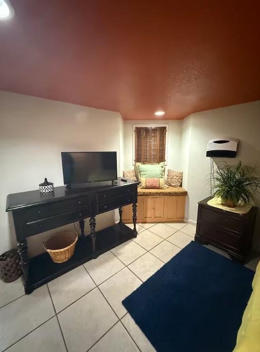 929 Huntoon St, Topeka, KS 66604
