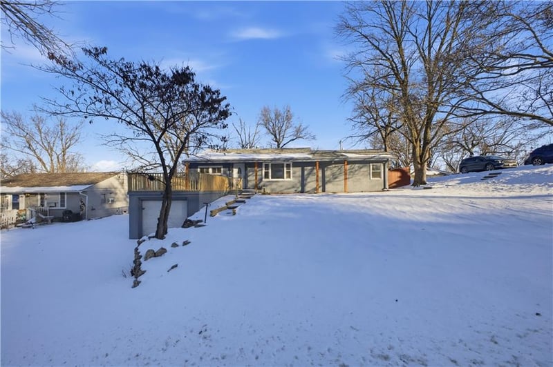 3333 Lafayette St, St Joseph, MO 64507