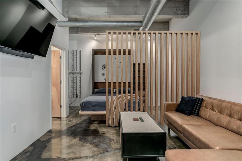 360 Pershing Rd #230, Kansas City, MO 64108