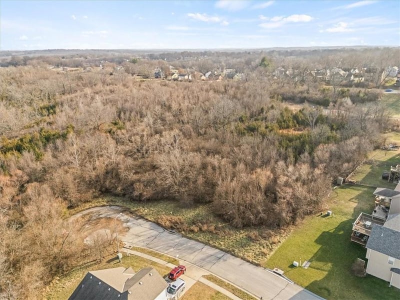 12200 Craig Dr, Grandview, MO 64030
