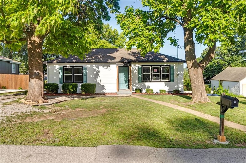 3141 37th St, Kansas City, KS 66106