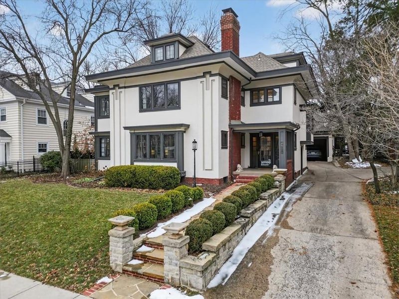 6016 Belleview Ave, Kansas City, MO 64113