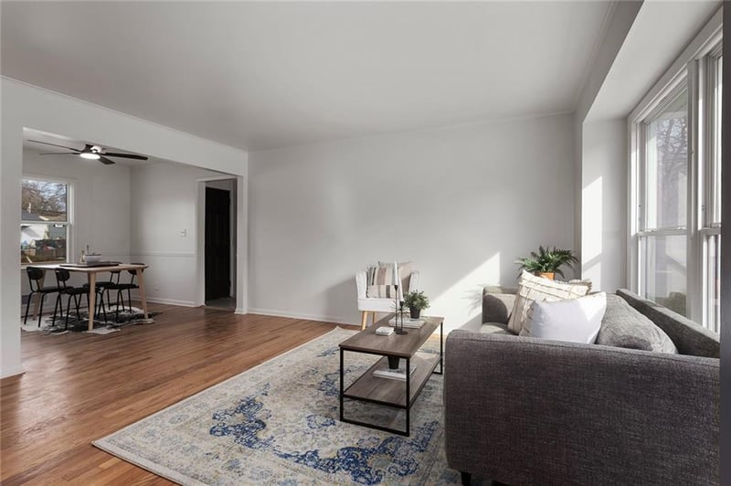 9822 England Dr, Overland Park, KS 66212