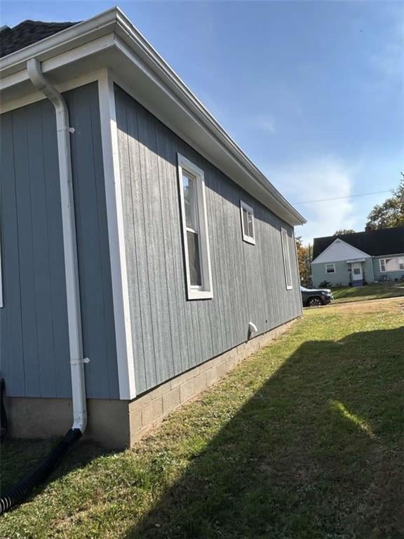 2829 Penn St, St Joseph, MO 64507