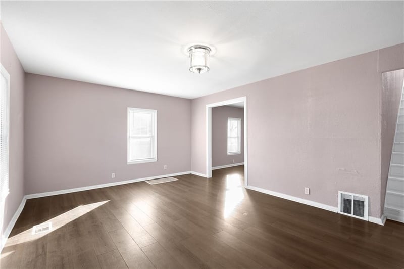 282 Coy St, Kansas City, KS 66101