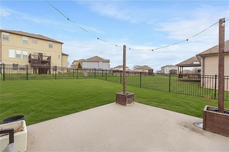 1225 Hillmann Ln, Warrensburg, MO 64093