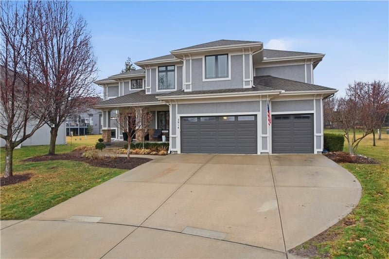 2914 155th Ter, Overland Park, KS 66224