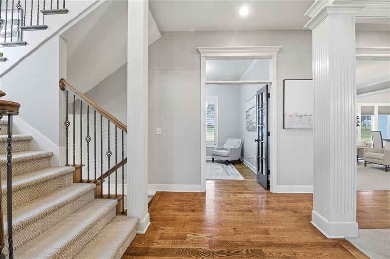 2914 155th Ter, Overland Park, KS 66224