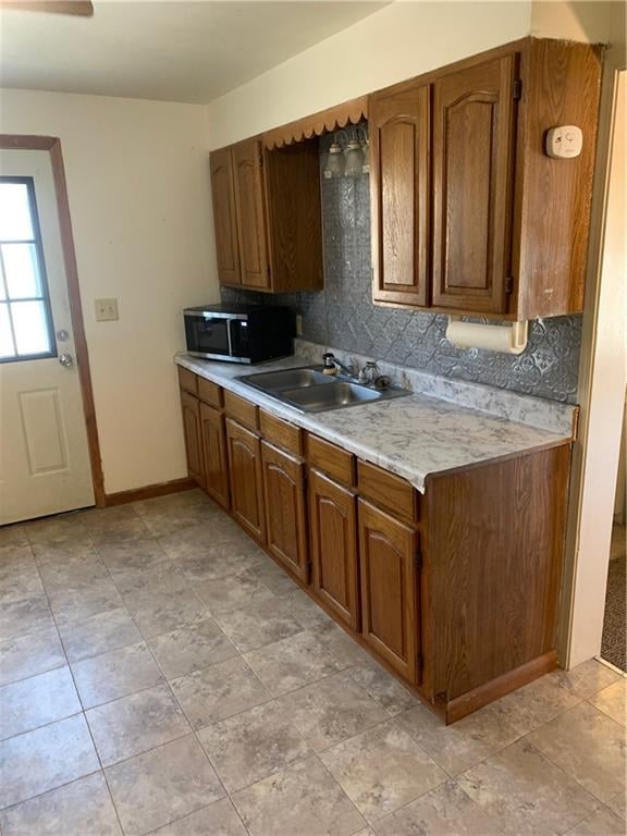 4502 Orchard Rd, St Joseph, MO 64506