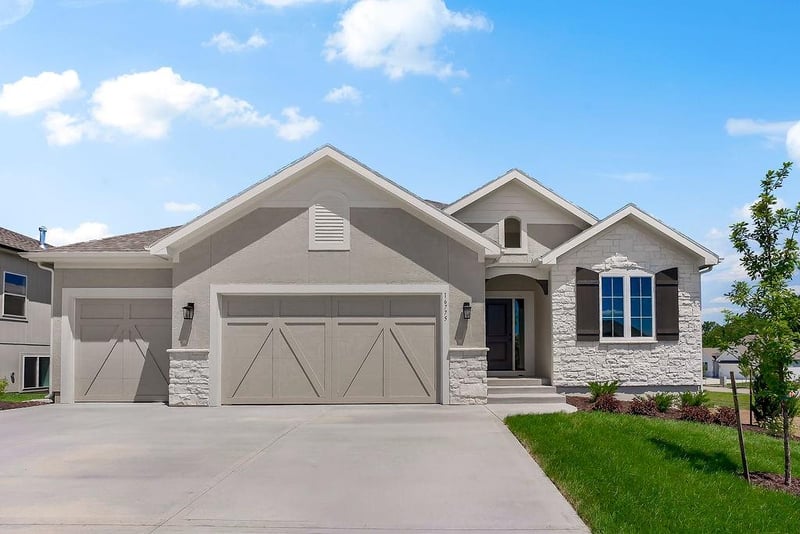 16775 Hall St, Olathe, KS 66062