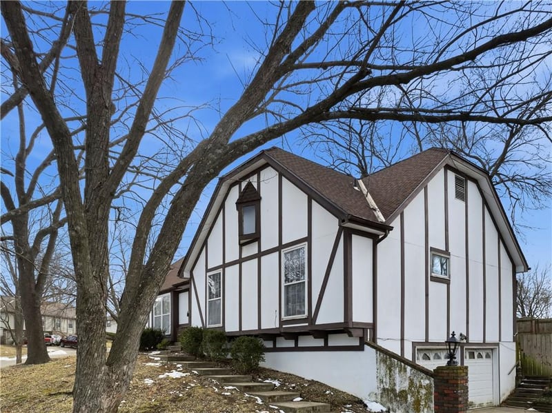 7922 Northwood Rd, Kansas City, MO 64151